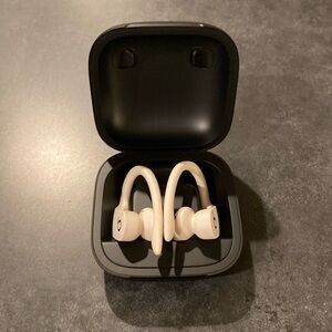 Beats Powerbeats Pro True wireless Bluetooth earbuds in Ivory